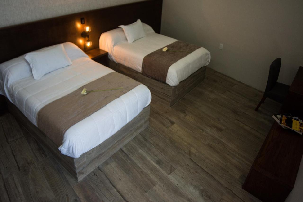 Hotel Express Jerez Jerez de García Salinas Extérieur photo